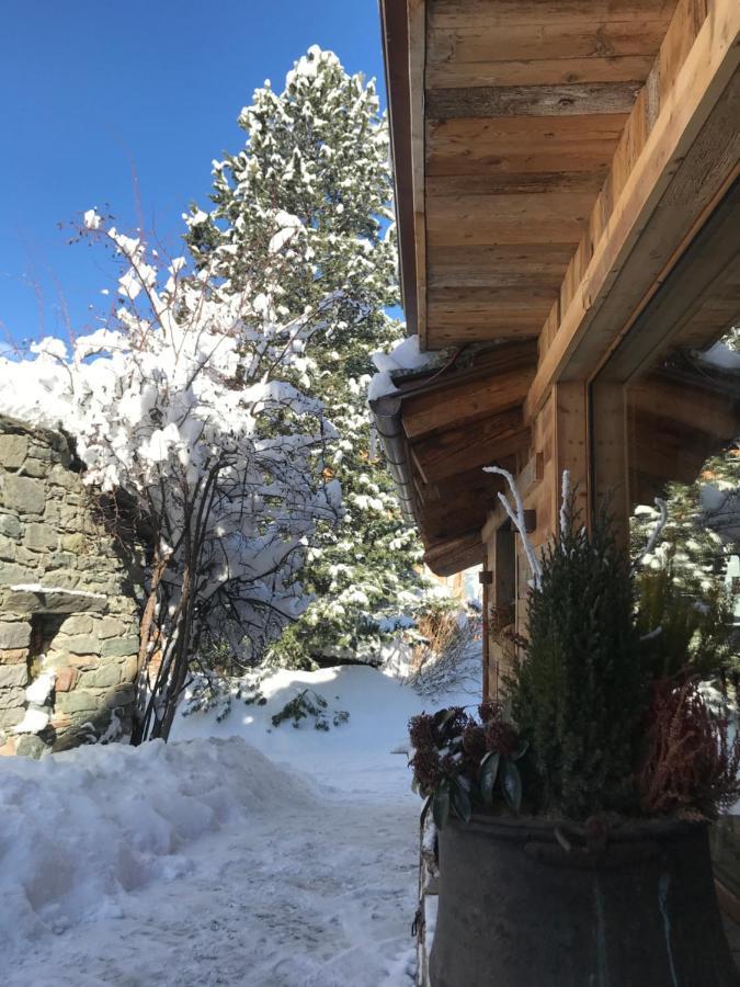 Bed and Breakfast Les Trompeurs Chez Odette Cogne Zewnętrze zdjęcie